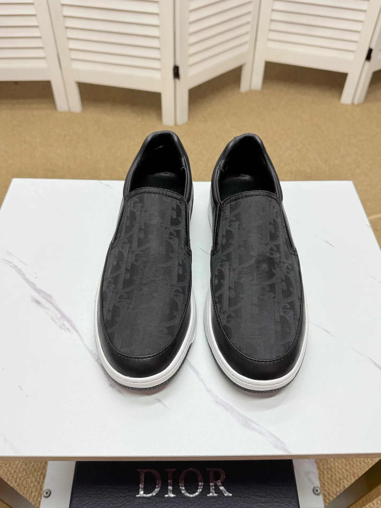 Men's clothing and shoes 210. (DIOR-Dior) casual sports shoes, official website synchronization, counter quality, fashionable and simple classic style, original outsole, size: 39-44 (45, 46 customized, non-refundable) Yh
